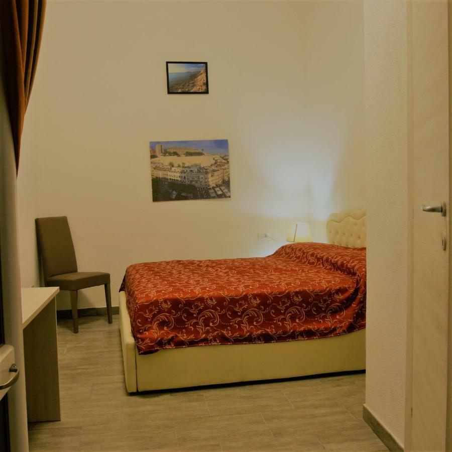 Boutique Oriente Express Hotel Cagliari Kültér fotó